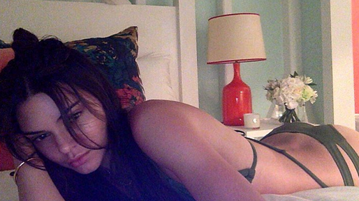 Kendall Jenner posar i Photobooth. Kendall Jenner posar i Photobooth.